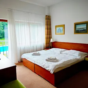 Hotel Bazant, Karlowe Wary
