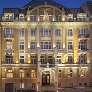 Luxury Olympic Palace קרלובי וארי